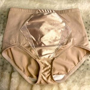 SHAPEWEAR UNDERWEAR